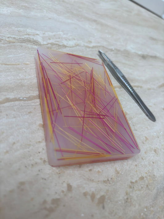 Haarplukmat met pincet roze geel