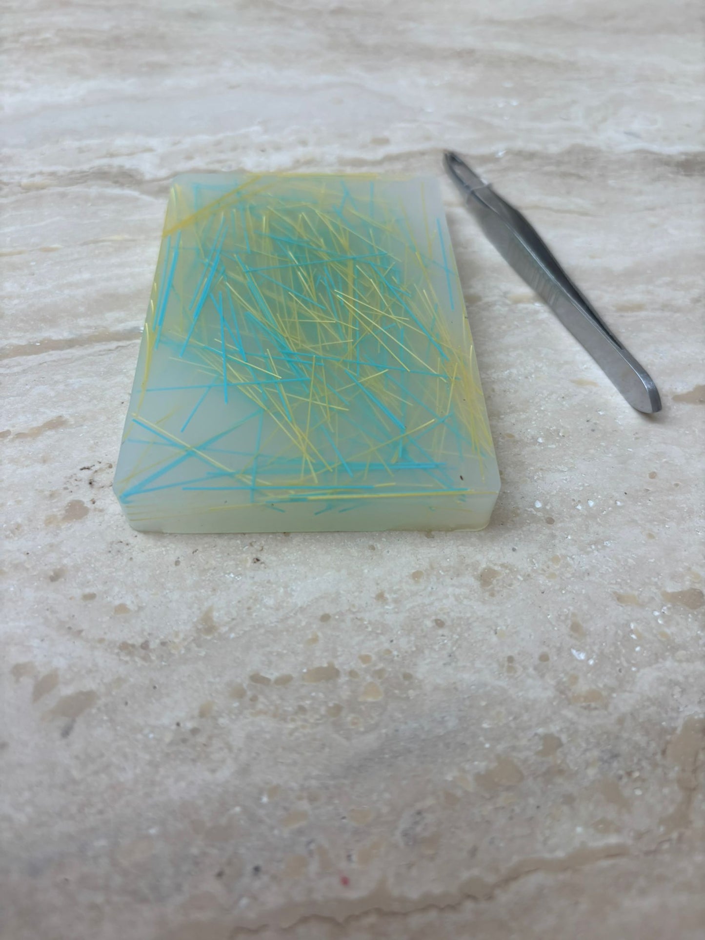 Haarplukmat met pincet geel blauw